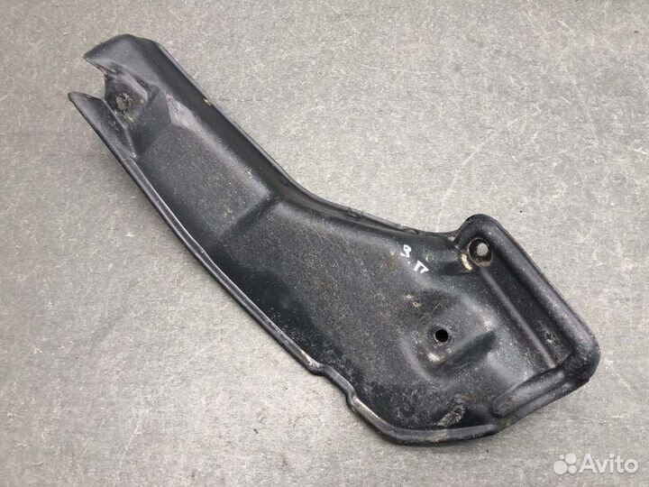 Локер задний правый Mitsubishi Carisma DA1A 4G92