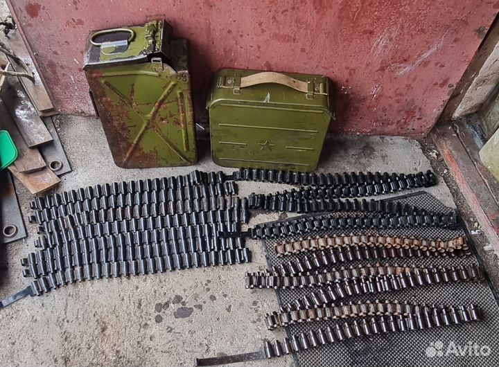 Коробки металлические