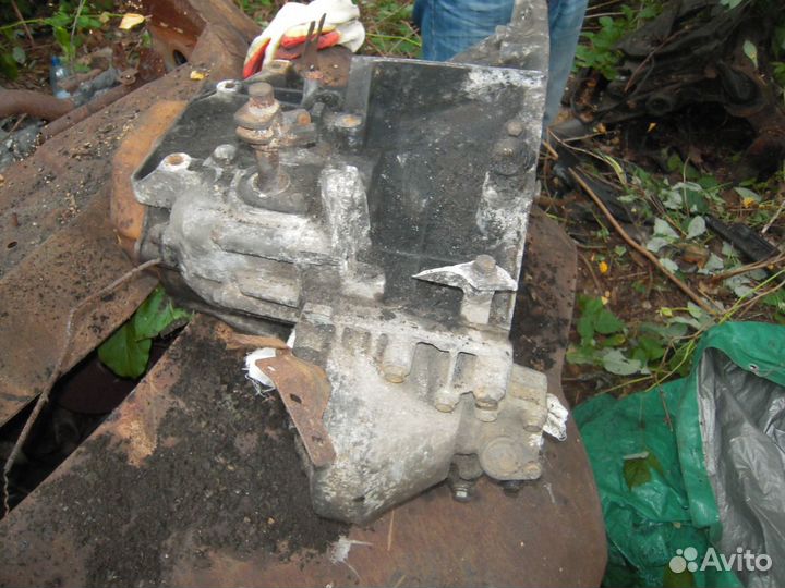 МКПП (механическая коробка передач) Ситроен С8