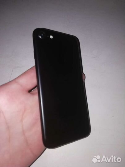Телефон iPhone 7 32gb