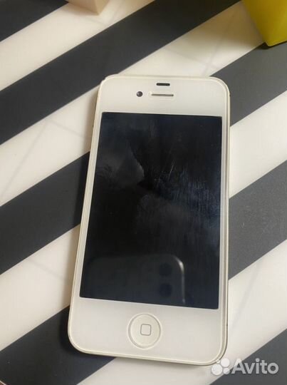 iPhone 4S, 8 ГБ