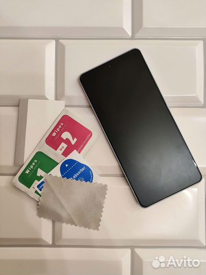 Гидрогелевая пленка, защитная пленка