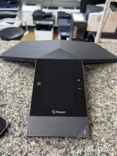 Конфepeнц-телeфон Роlyсоm ReаlPrеsenсе Тriо 8800