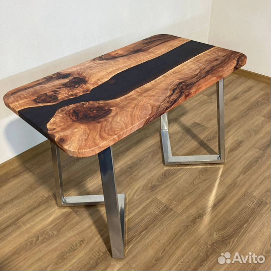 Кухонный стол 'Practical Design'