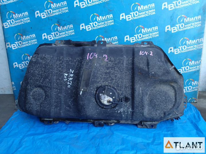 Бензобак toyota noah