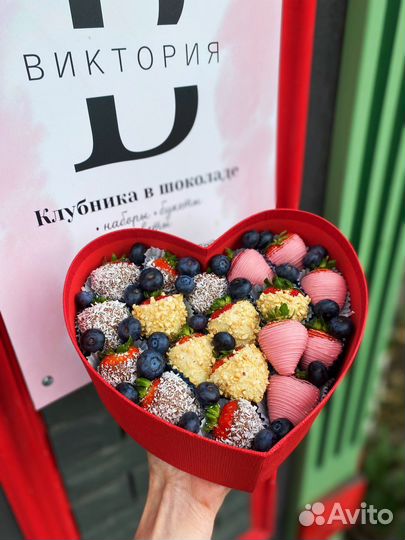 Букеты, клубника в шоколаде