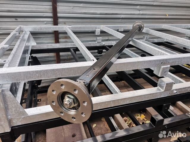 Ось прицепа 50х50х4 ступица 09, 2 сверловки