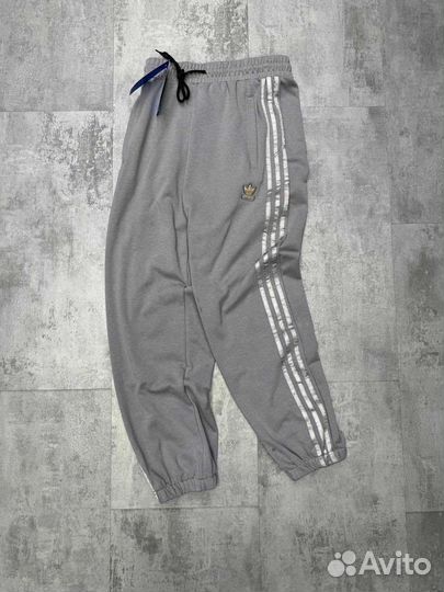 Спортивные брюки