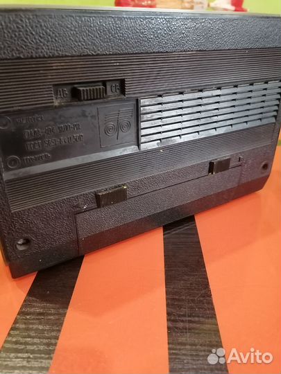 Радиоприёмник времён СССР