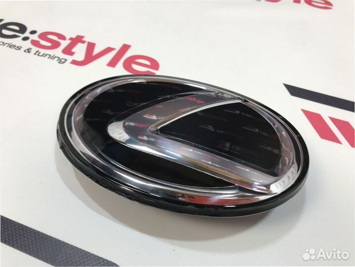 Эмблема в решетку Lexus RX 163 x 120