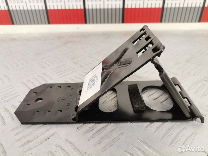 Упор противооткатный Mercedes-Benz C-Класс