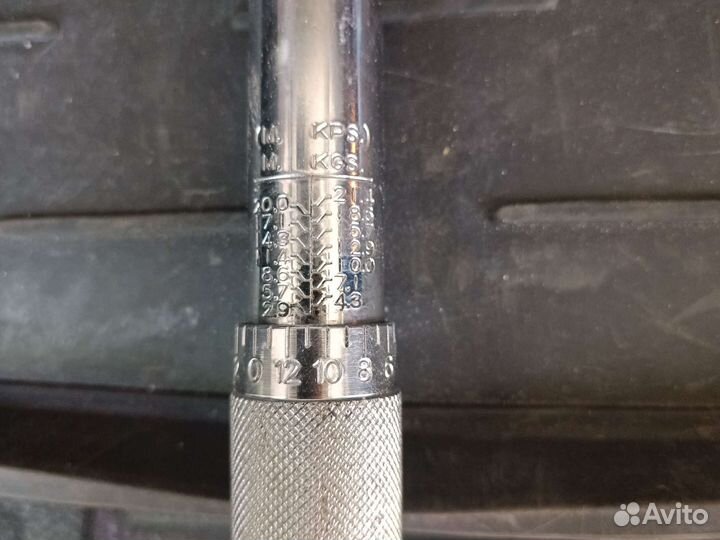 Динамометрический ключ