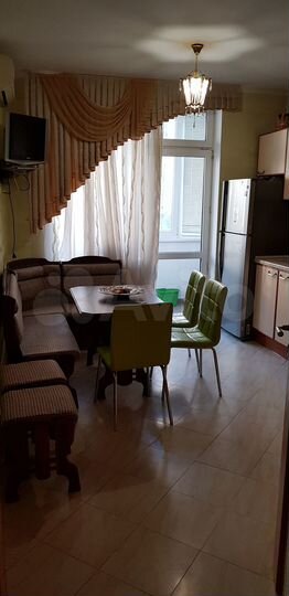 4-к. квартира, 110 м², 1/9 эт.