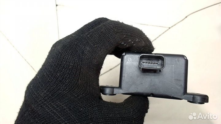 Датчик ускорения Cadillac SRX, 2014