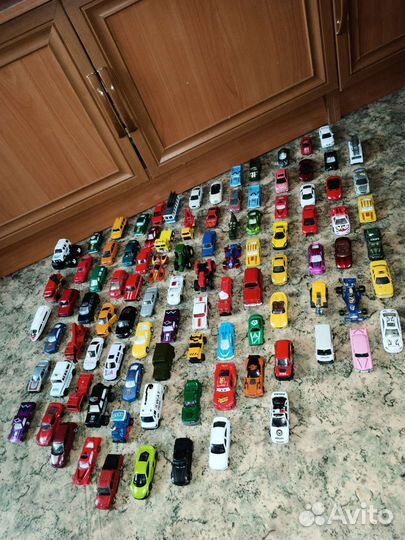 Машинки игрушки