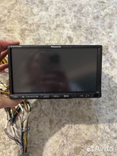Магнитофон Panasonic strada CN-HDS625D