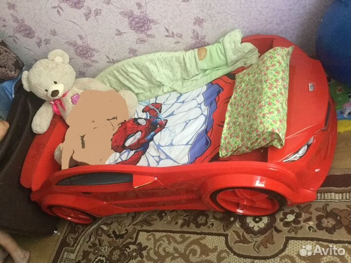 Детская кровать машина с матрасом