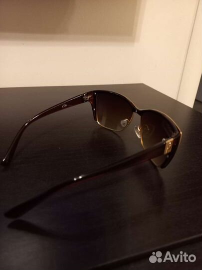 Солнцезащитные очки женские