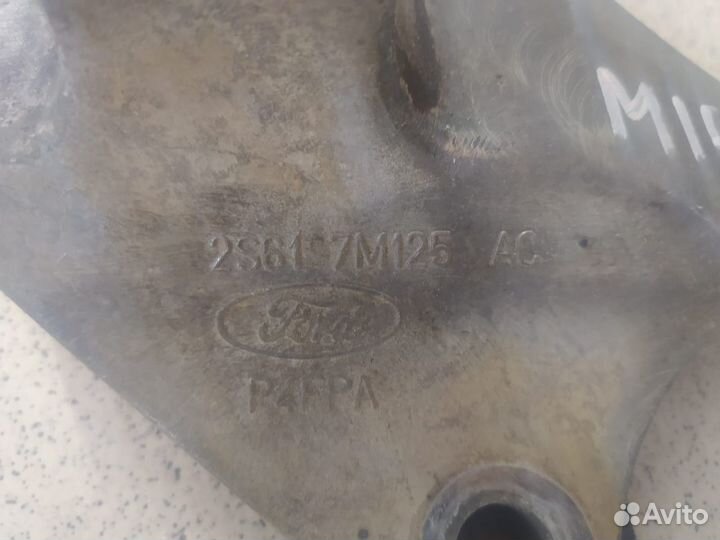 Кронштейн кпп Ford Fusion I