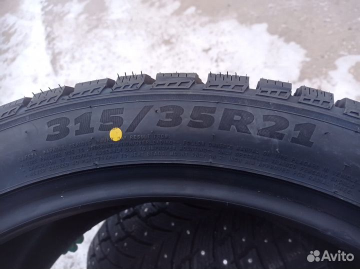 Gripmax SureGrip Pro Ice 275/40 R21 и 315/35 R21