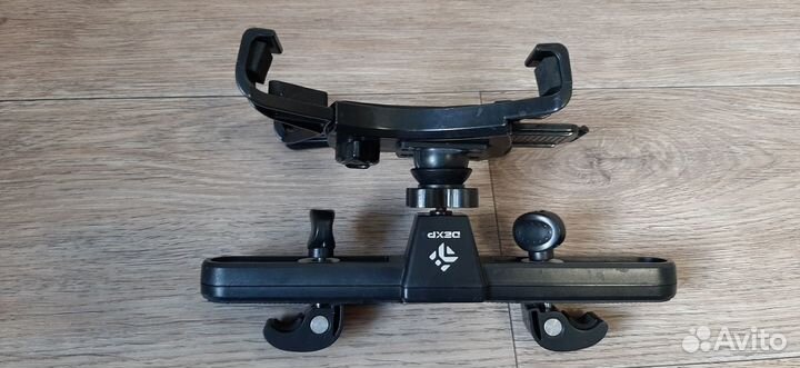 Автомобильный держатель для планшета