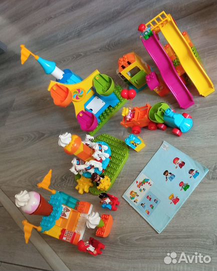 Lego duplo большой парк аттракционов,мост,пластина