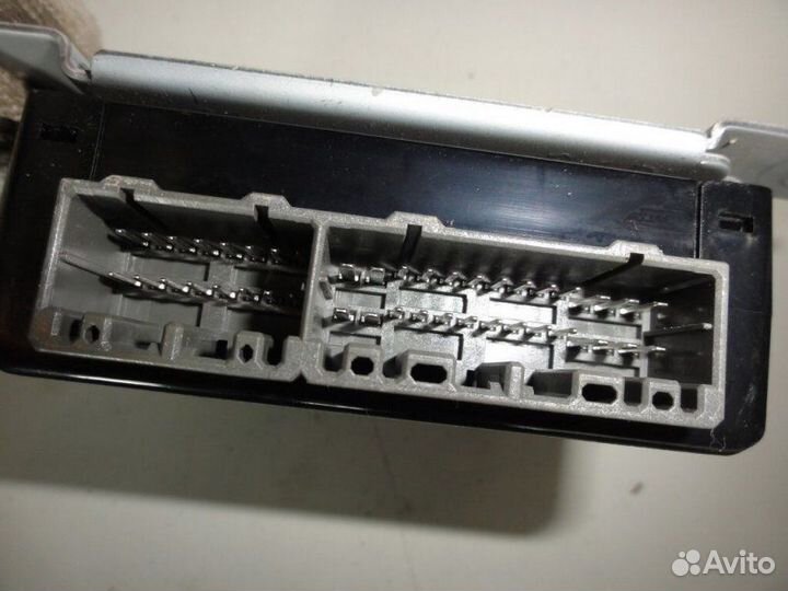 Блок управления центральным замком Hyundai Ix55