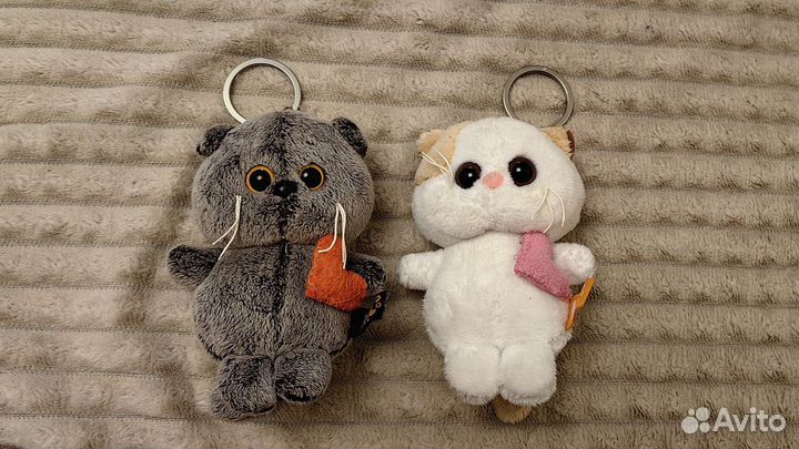 Брелки B&C Басик и Лили