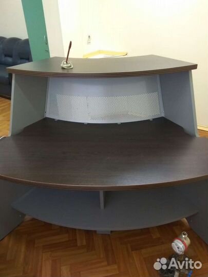 Стойка ресепшн бу