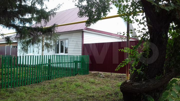 Дом 56 м² на участке 10,6 сот.