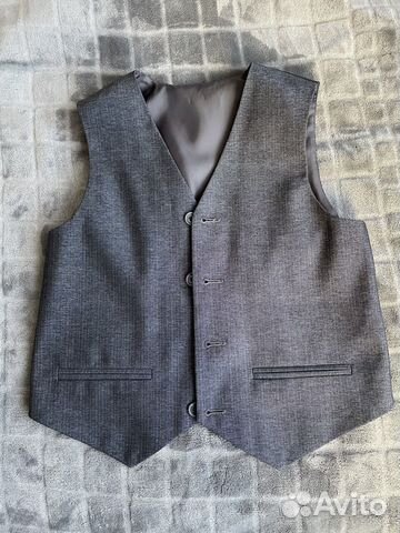 Жилетка для мальчика 128 новая