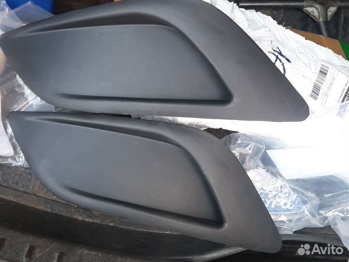 Заглушка в передний бампер птф Ford