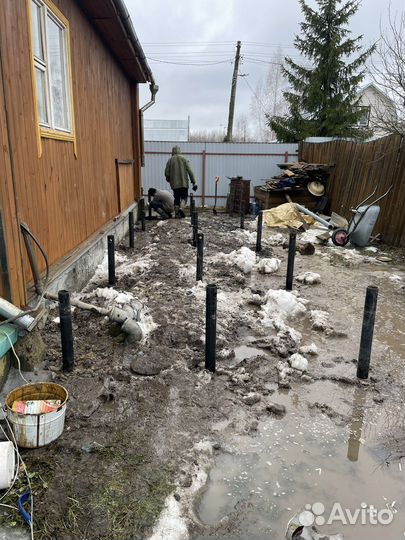 Бригада строителей