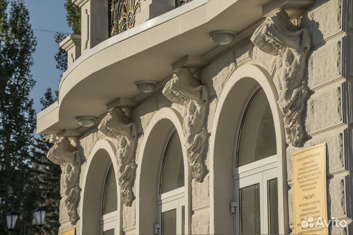 Атлант скульптура