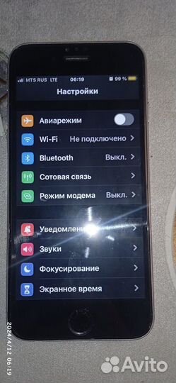 iPhone 6S, 64 ГБ