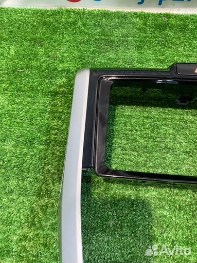 Рамка магнитолы(7) Toyota Corolla Fielder NRE161