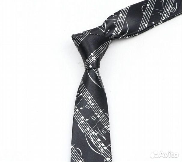 Галстук с нотами