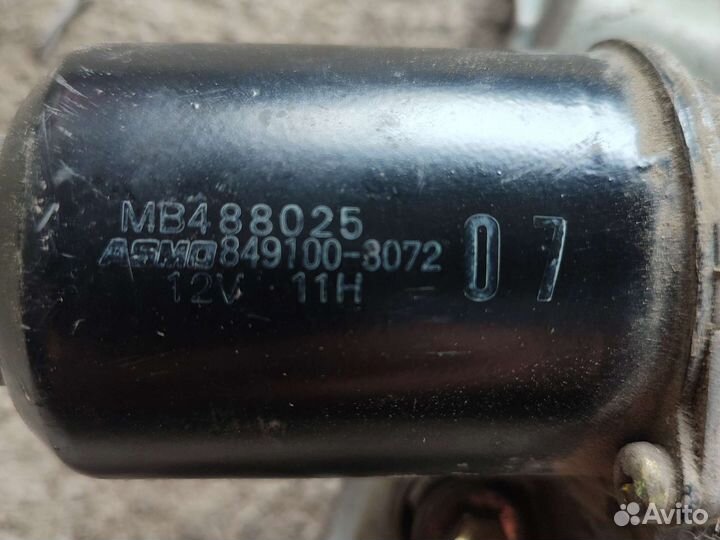 Мотор стеклоочистителя Mitsubishi L300 Delica