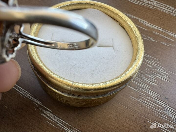 Серебряное кольцо с цитрином, желтым алпанитом