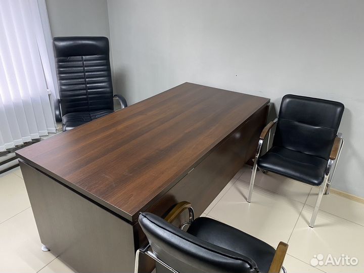 Офисная мебель в кабинет руководителя