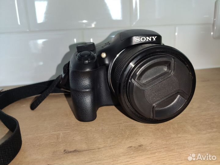 Цифровой фотоаппарат Sony Cyber-shot DSC-HX300