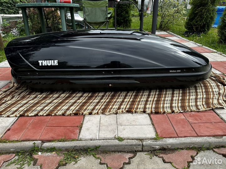 Автобокс на крышу Thule Motion 200