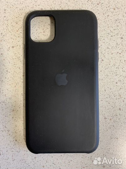 Чехол на iPhone 11