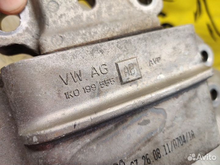 Подушка кпп Audi Tt 8J3 ccza 2010