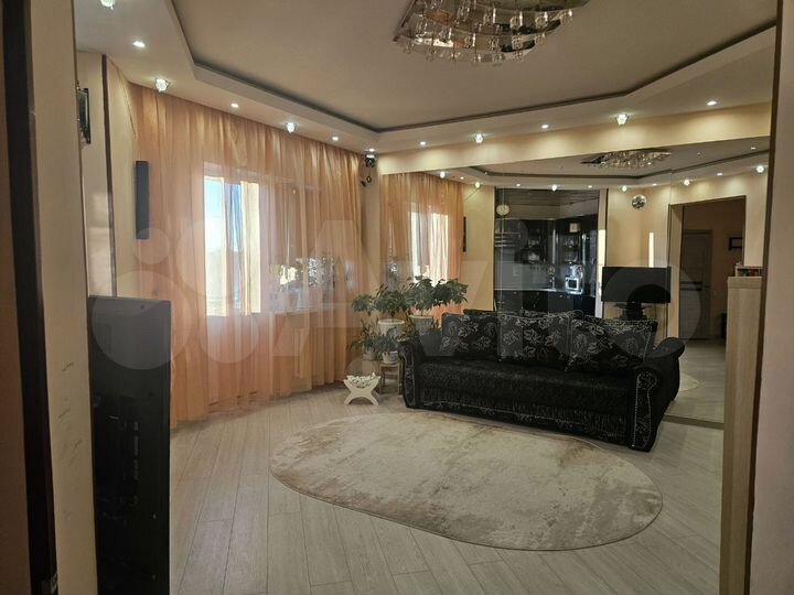 2-к. квартира, 66,8 м², 2/3 эт.