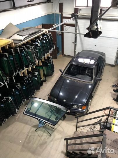 Лобовое стекло Бмв е36