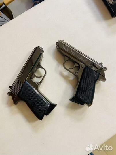 Два Валтера зажигалки металл