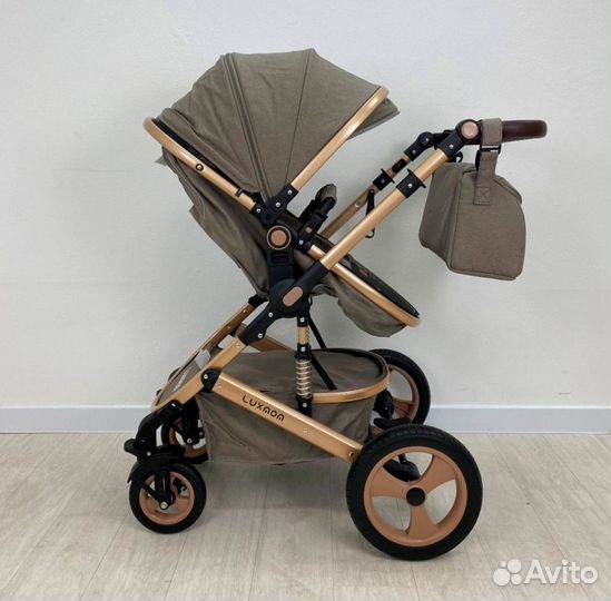 Всесезонные новые коляски 3в1