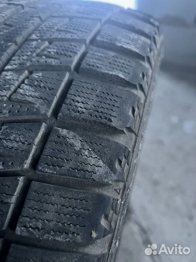 Bridgestone Blizzak Revo2 215/55 R16 93Q