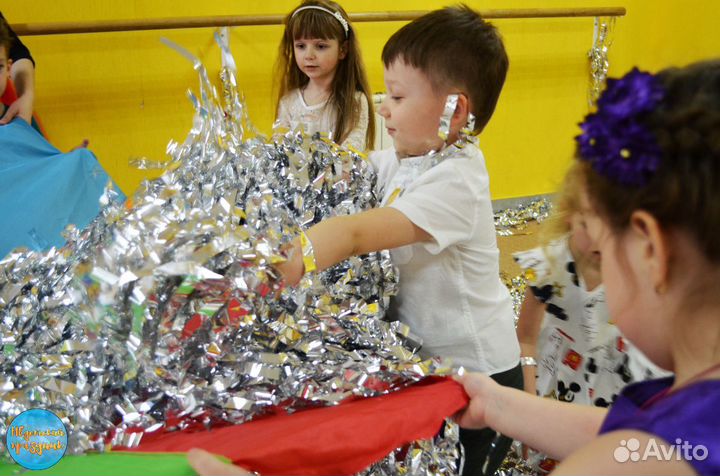 Серебряное, бумажное шоу для детей и взрослых